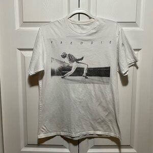 Freddie Mercury Official Howl Stage Icon B&W Photo T-Shirt